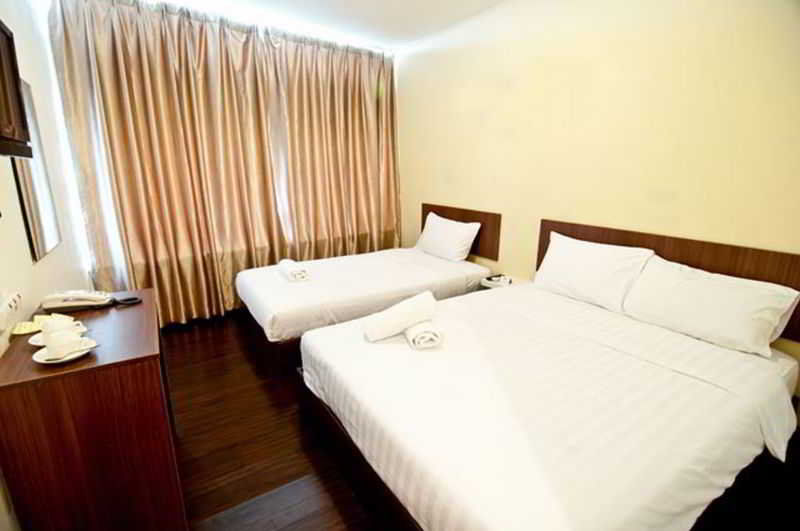 101 Lake View Hotel Puchong Esterno foto