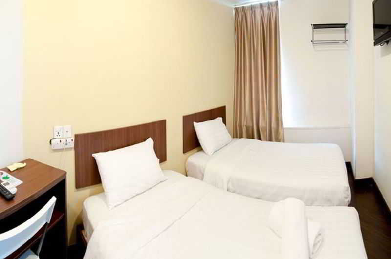 101 Lake View Hotel Puchong Esterno foto